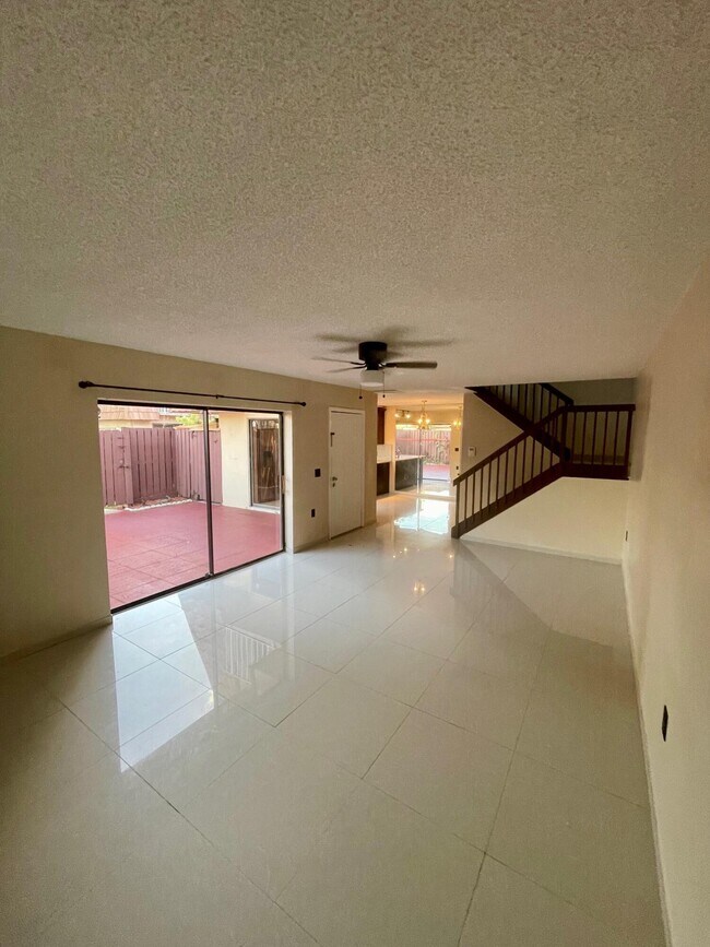 Building Photo - 728 Mill Valley Pl