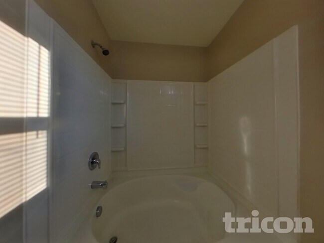 Building Photo - 1408 Logan Patrick Court