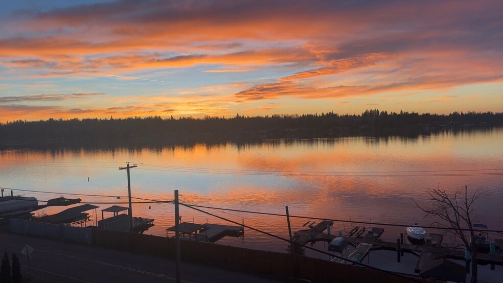 Building Photo - 230 116th Ave NE