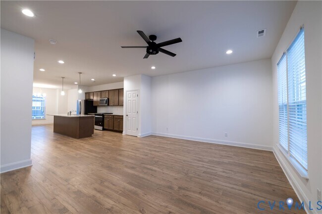 Building Photo - 6932 Leire Ln