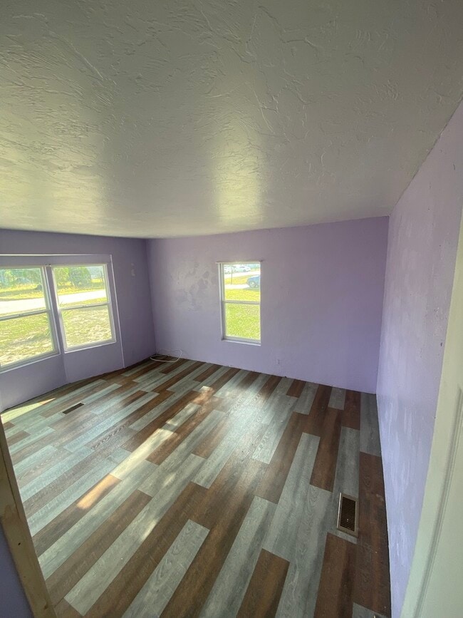 Building Photo - 3549 Green Acre Way