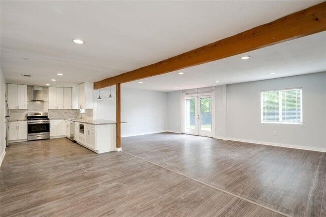 Building Photo - 5402 Chevy Cir