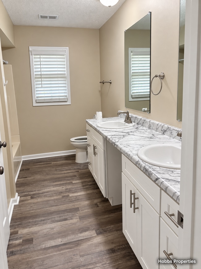 Building Photo - 26530 McLemore Cir