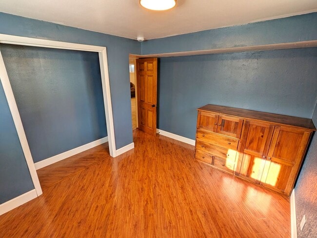 Building Photo - 2404 Monterey Rd