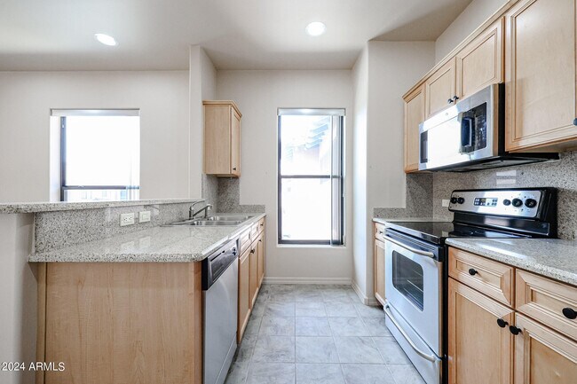 Building Photo - 20660 N 40th St