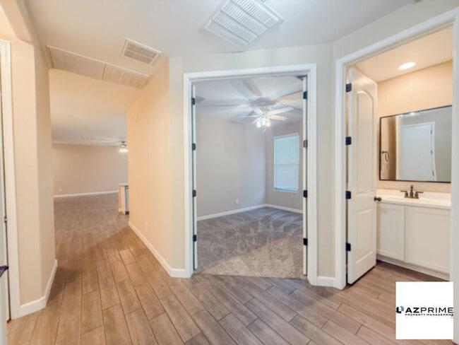 Building Photo - Spacious 5/3 Peoria Home with Modern Upgrades &amp; Oversized Backyard!