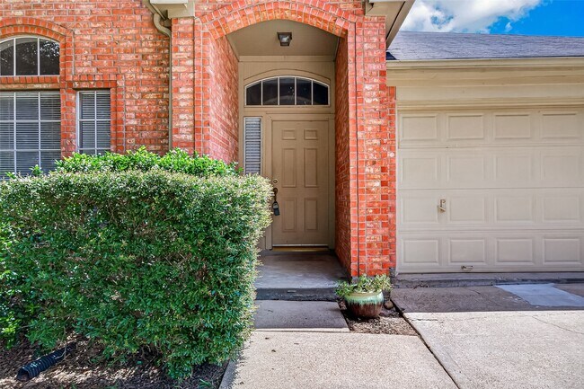 Building Photo - 17123 Pecan Acres Dr