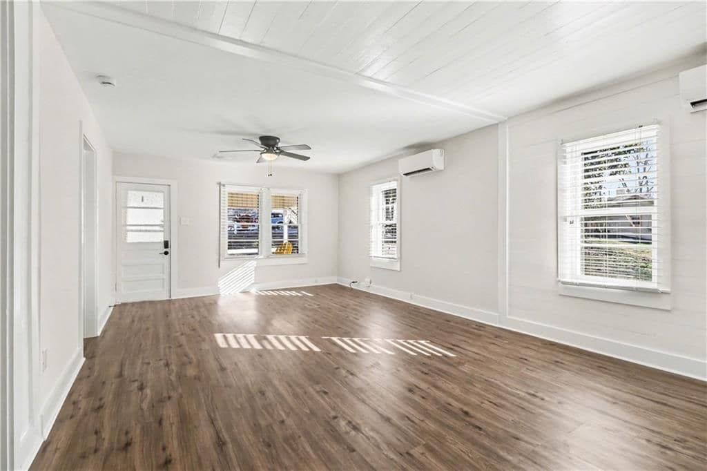 Building Photo - 257 Stegall Dr