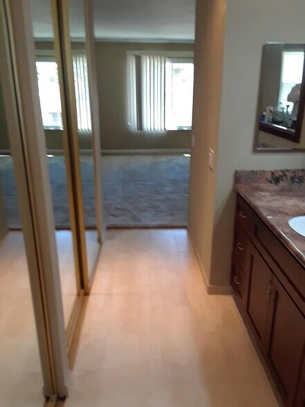 Building Photo - 4425 Caminito Pedernal