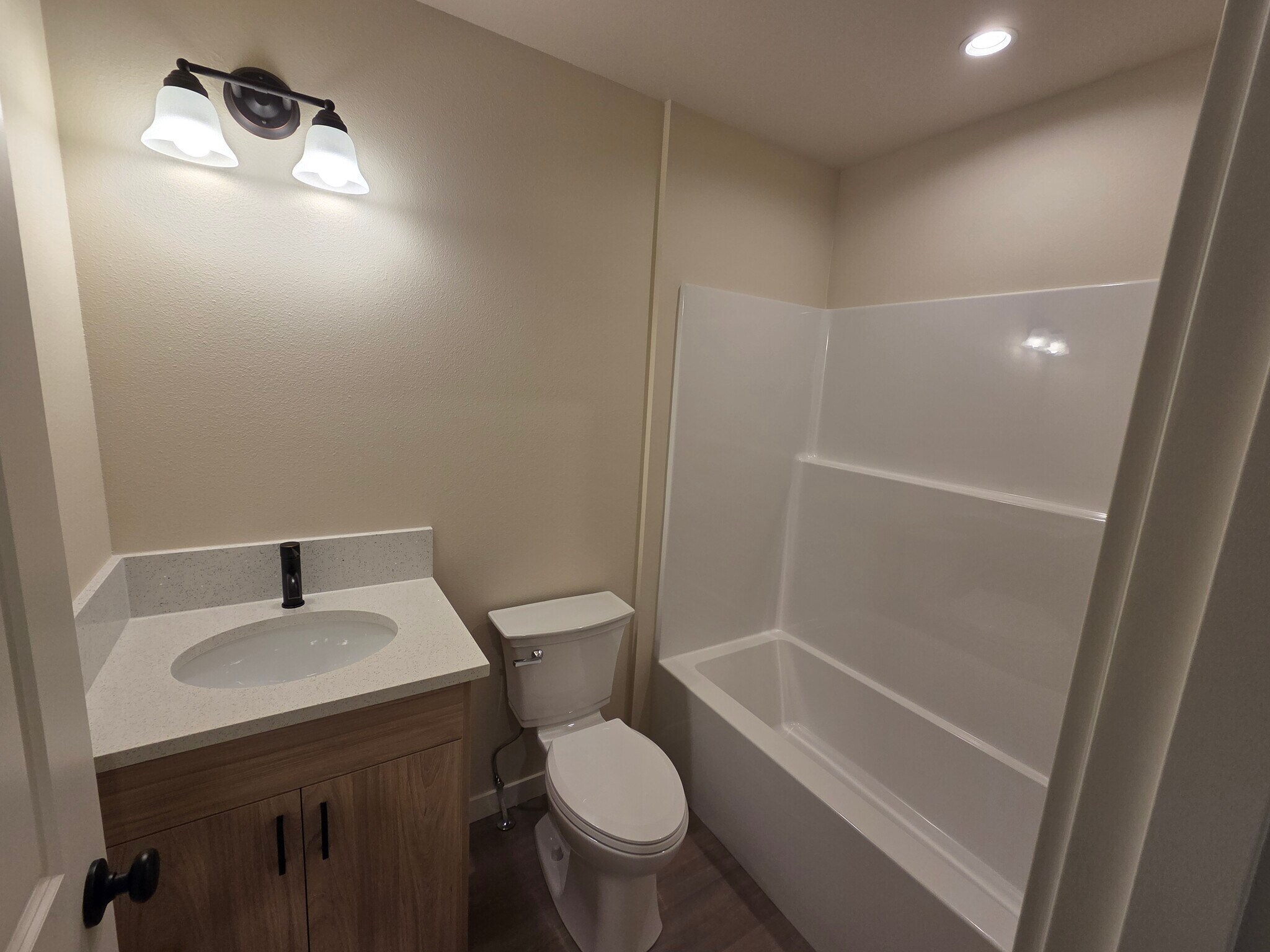 Building Photo - 111 Section St