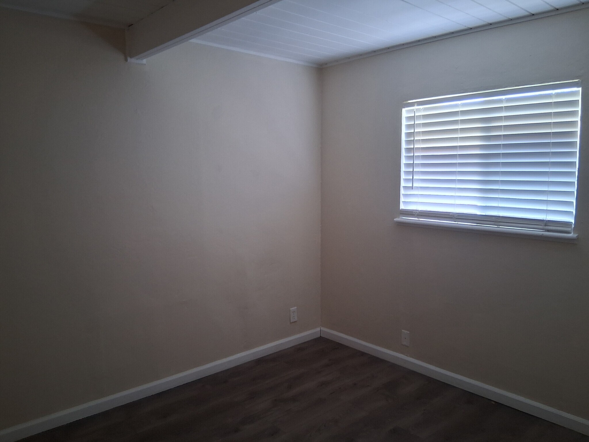 Building Photo - 167 Ladera Dr