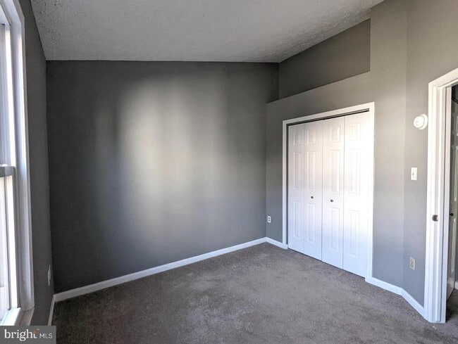 Building Photo - 306 Fleece Flower Dr