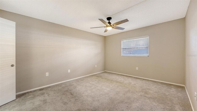 Building Photo - 2220 Stickney Point Rd