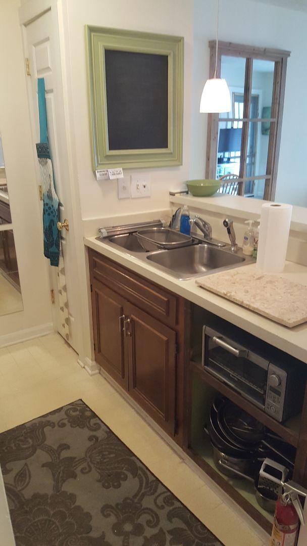 Building Photo - Beautifully furnished 1 br 2nd floor condo