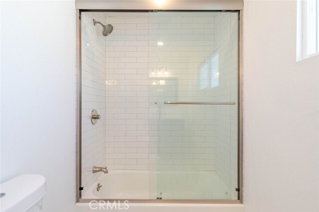 Building Photo - 15243 Valleyheart Dr