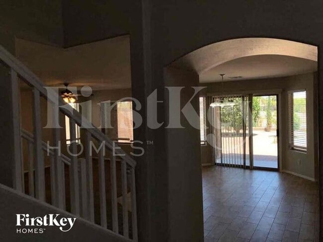 Building Photo - 29125 N Yellow Bee Dr
