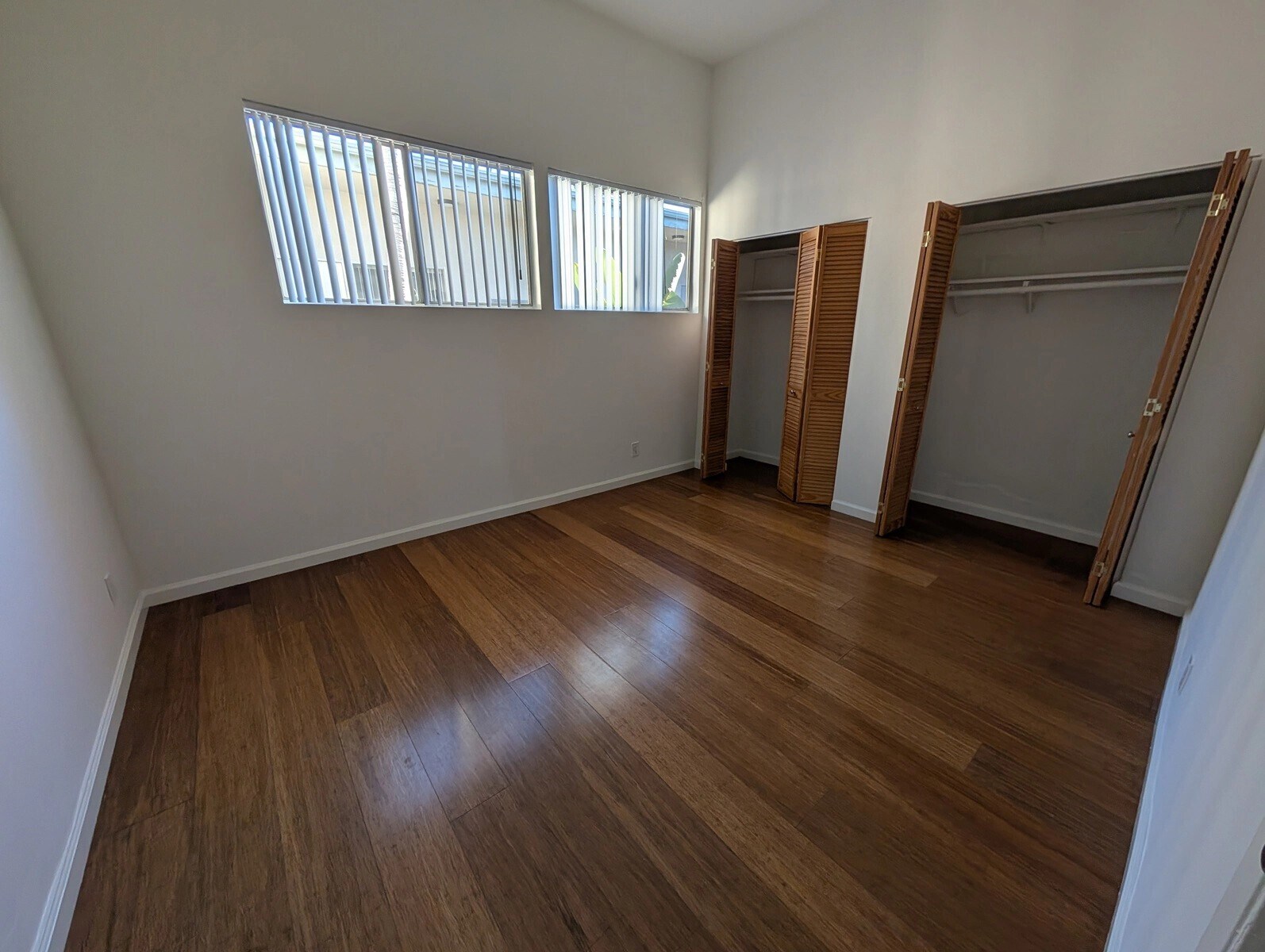 Building Photo - 11936 Darlington Ave