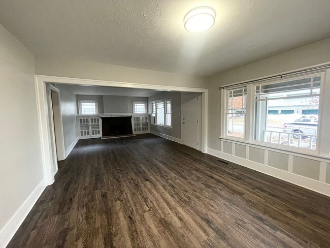 Building Photo - 3 Bedroom 1 Bath Home