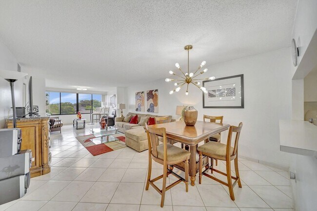 Building Photo - 9485 N Belfort Cir