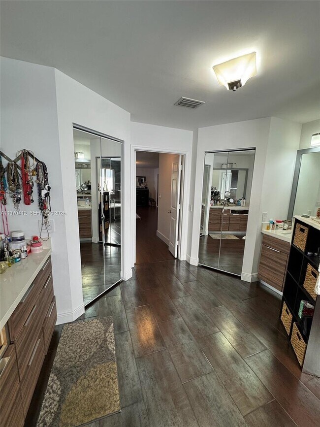 Building Photo - 10973 NW 53rd Ln