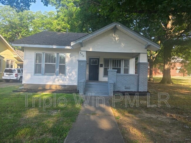 Building Photo - 609 N Morrill St