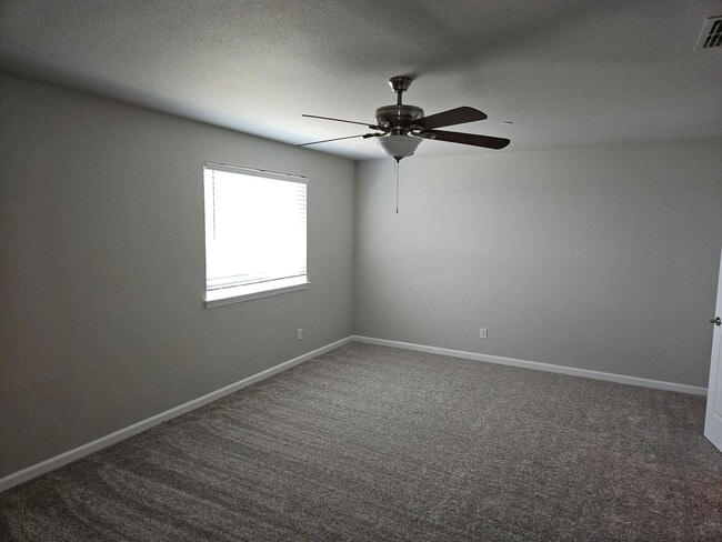 Building Photo - 675 Mission De Oro Dr