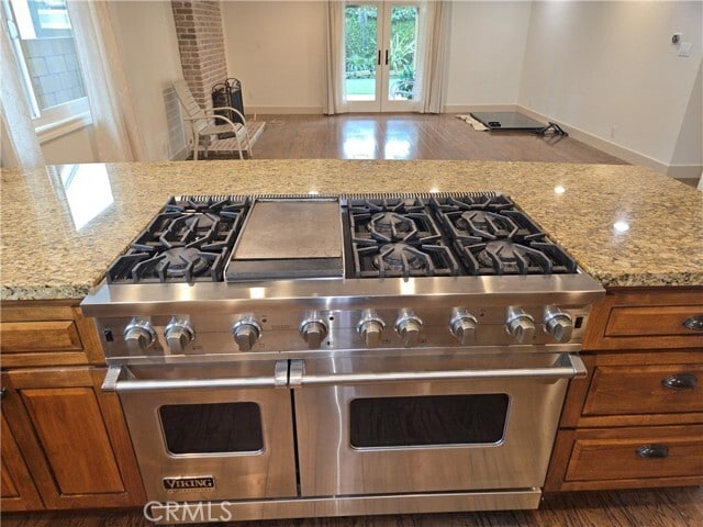 Building Photo - 4640 Hazelnut Ave