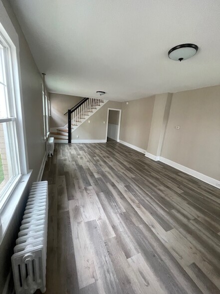 Dining Room - 630 S Main St
