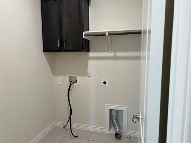Building Photo - 10517 Breezeway Dr