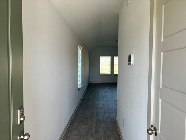 Building Photo - 7919 Cattleman Vly Dr