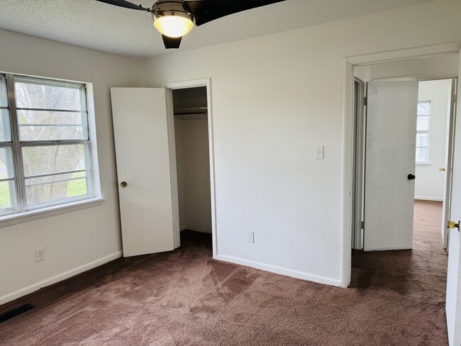 Building Photo - 168 Drum Cir