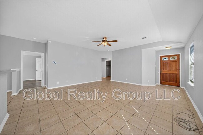 Building Photo - 113 Bronco Bend