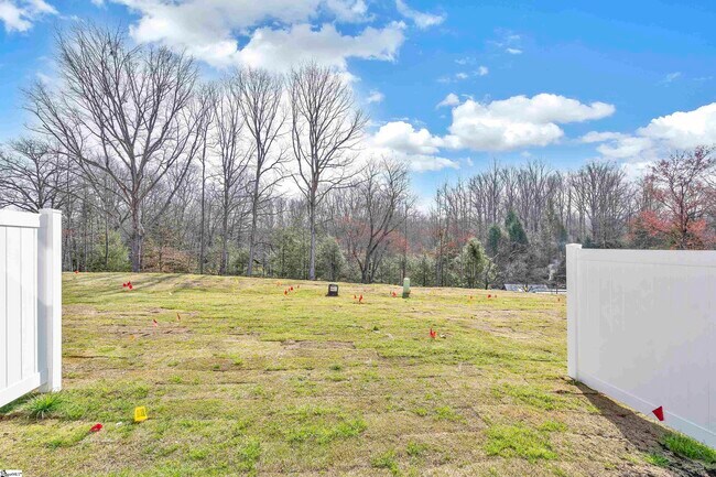 Building Photo - 11 Shager Pl