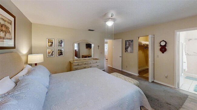 Building Photo - 8741 SW 96th Ln