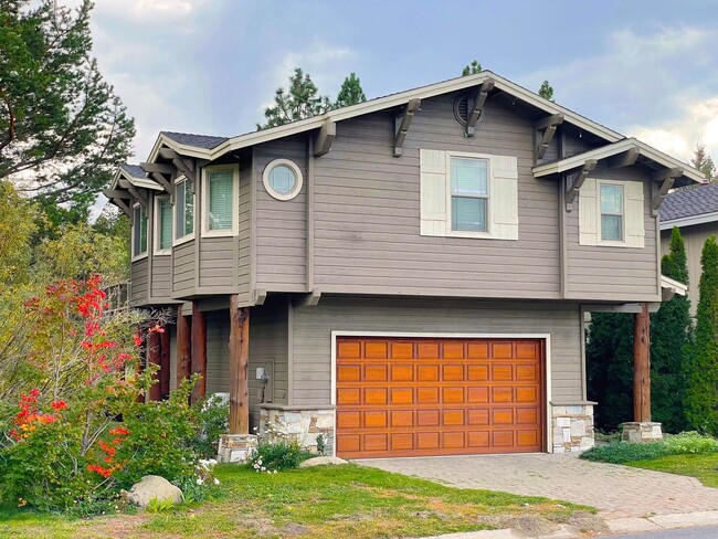 Primary Photo - Beautiful 4Bd 3Ba Tahoe Keys home!! A must...