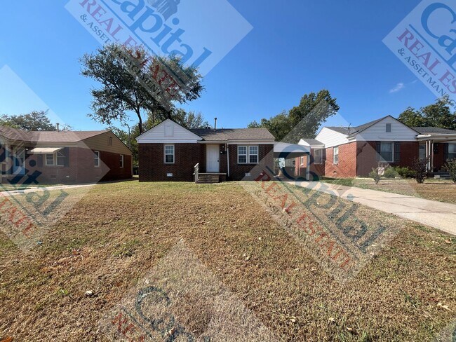 Building Photo - Welcome Home!!