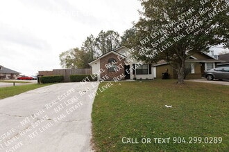 Building Photo - 1324 Independence Dr