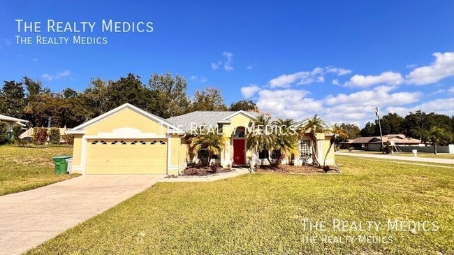 Building Photo - 1481 Woodfern St