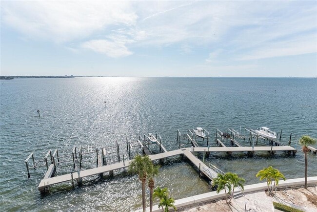 Building Photo - 5700 Mariner St