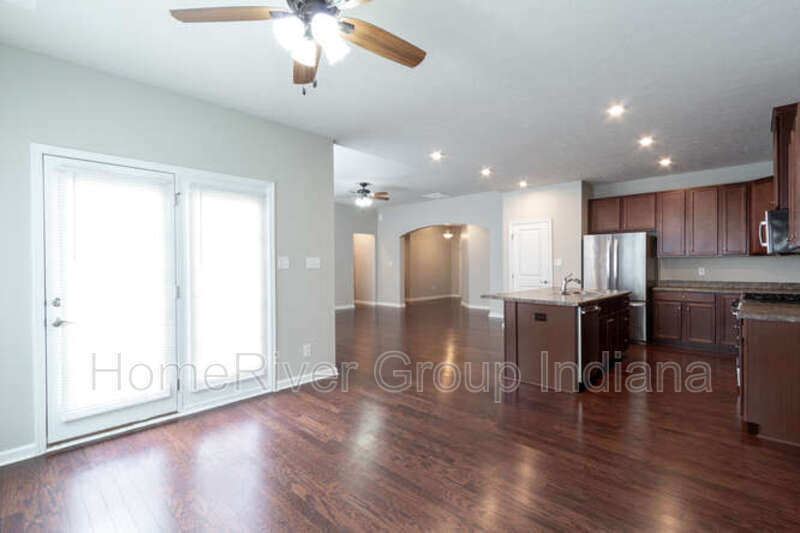 Building Photo - 10439 Long Branch Dr