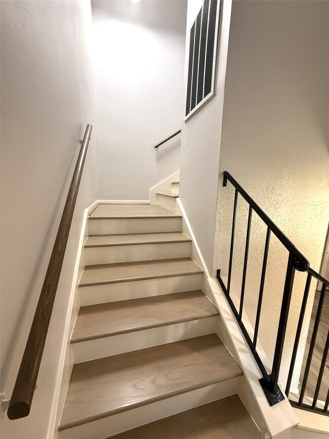 Building Photo - 14331 Still Meadow Dr