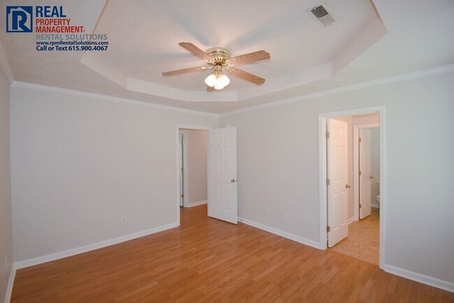 Building Photo - 6000 Bridgewater Dr