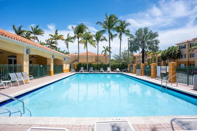Building Photo - 7330 NW 114th Ave