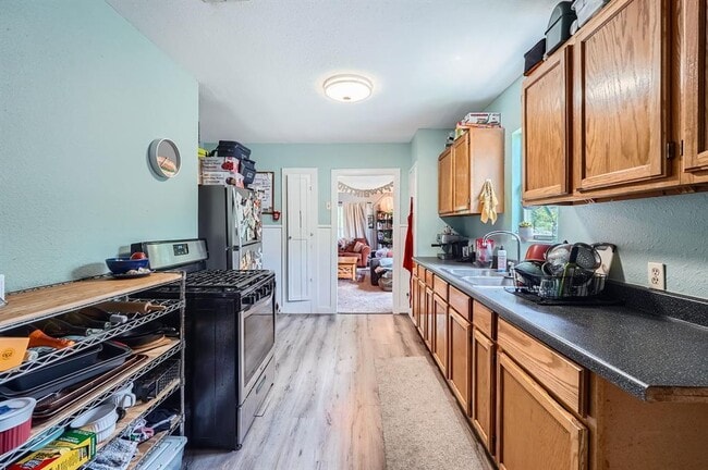 Building Photo - 5605 Tura Ln