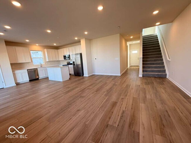 Building Photo - 3815 Sterling Dr