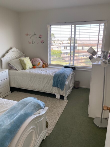 Bedroom 2 - 3912 Haussman Ct