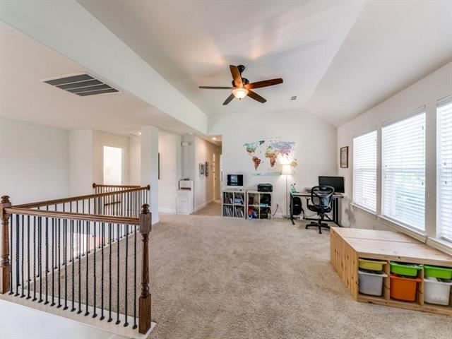 Building Photo - 4139 Hawthorne Dr