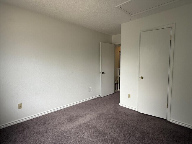 Building Photo - 2503 Autrey Dr