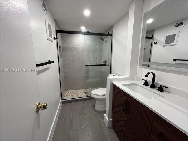 Building Photo - 11246 NW 14th Ct