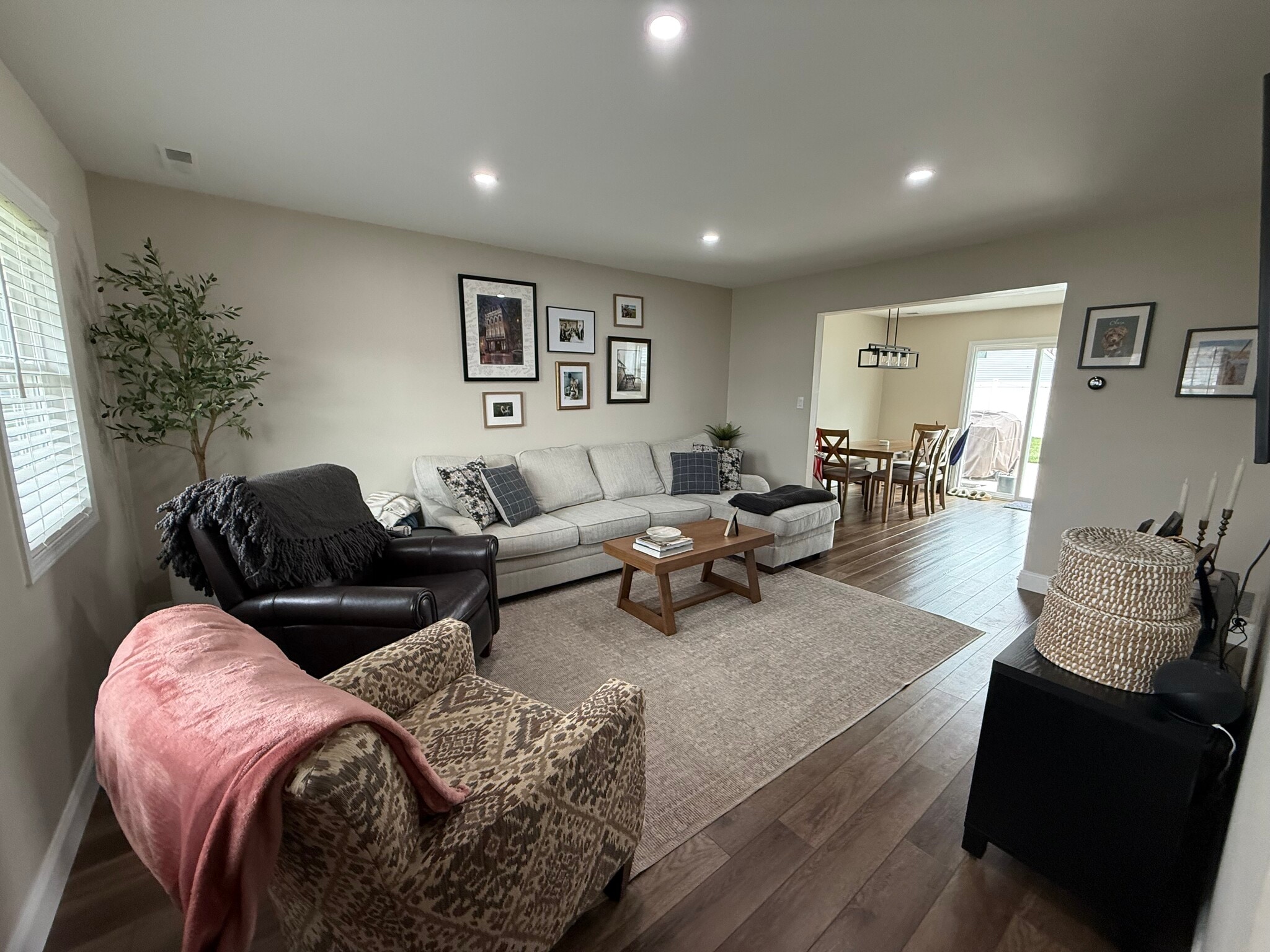 Building Photo - 1 Unison Ct